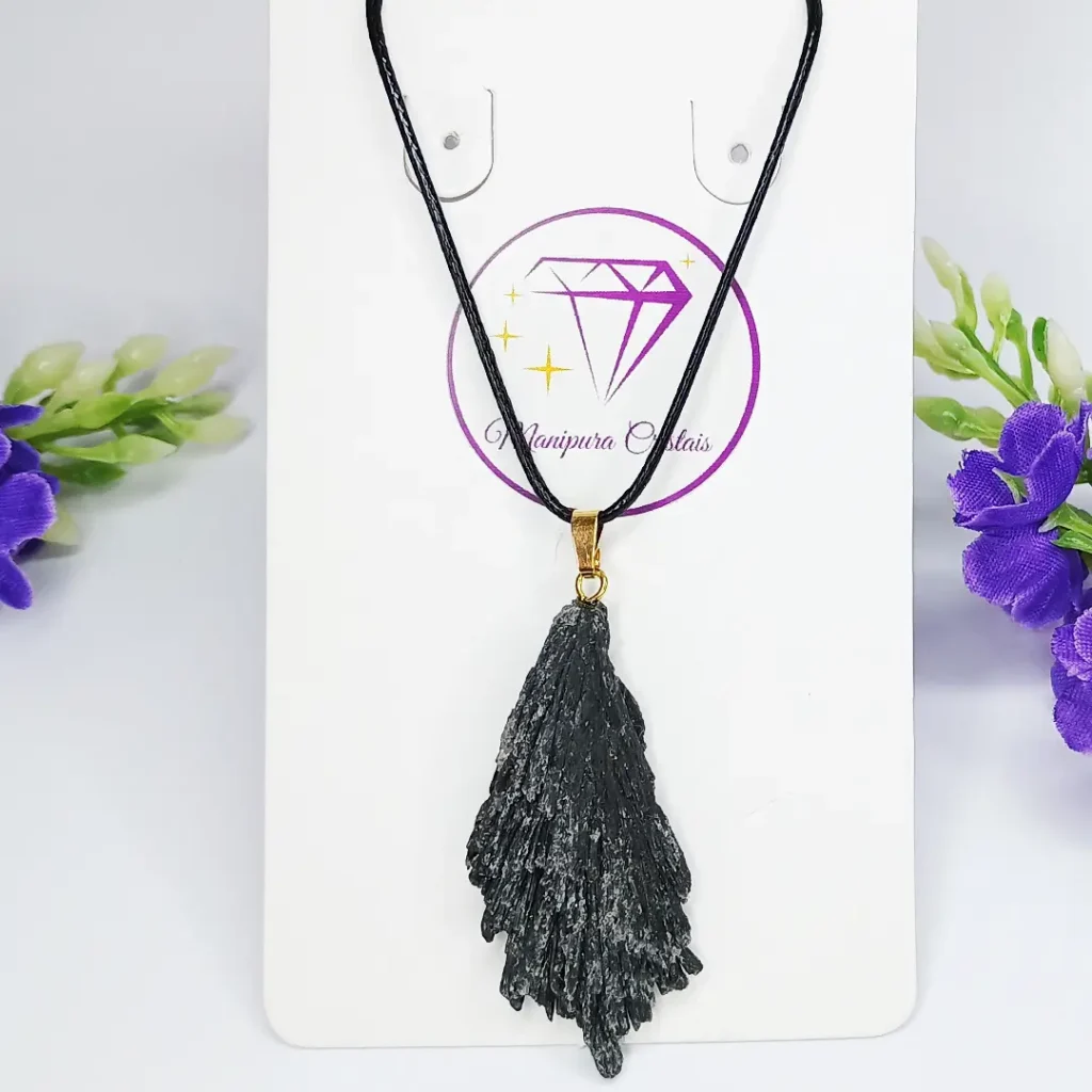 pingente cianita negra